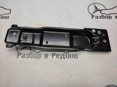 Кронштейн MERCEDES-BENZ M-класс W164 (2005 - 2008) — Разборка Мерседес