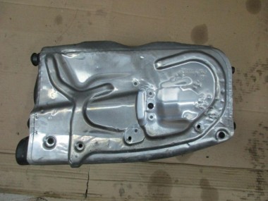 Корпус воздушного фильтра MERCEDES-BENZ E-класс W212/S212/C207/A207 рестайлинг (2013 - 2016) — Разборка Мерседес