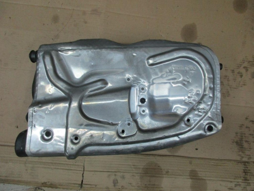 Корпус воздушного фильтра MERCEDES-BENZ E-класс W212/S212/C207/A207 рестайлинг (2013 - 2016) фото 1 — Разборка Мерседес