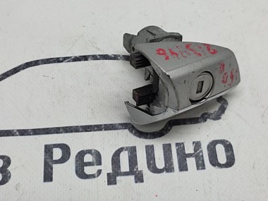 Личинки дверей MERCEDES-BENZ GLA-класс X156 рестайлинг (2017 - 2020) — Разборка Мерседес