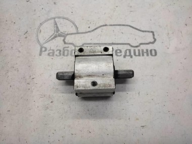 Опора КПП MERCEDES-BENZ S-класс W221 рестайлинг (2009 - 2013) — Разборка Мерседес