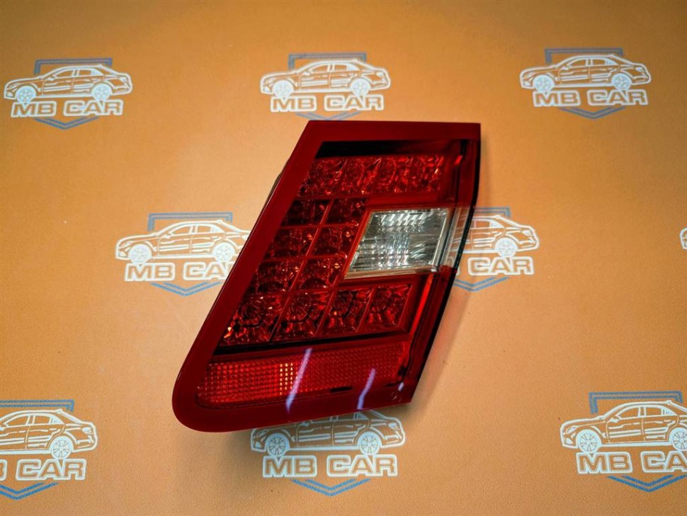 Фонарь крышки багажника MERCEDES-BENZ E-класс W212/S212/C207/A207 (2009 - 2013) фото 1 — Разборка Мерседес