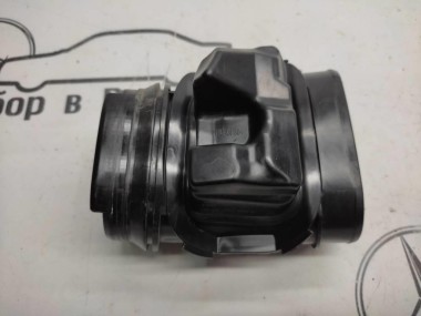 Патрубок воздушный MERCEDES-BENZ S-класс W222/C217/A217 рестайлинг (2017 - 2020) — Разборка Мерседес