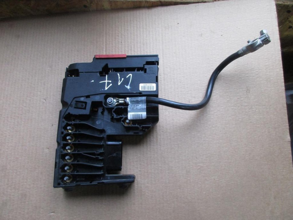 Блок предохранителей MERCEDES-BENZ E-класс W212/S212/C207/A207 (2009 - 2013) фото 1 — Разборка Мерседес