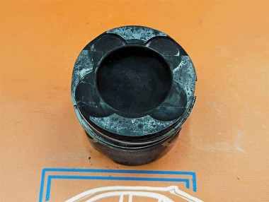 Поршень дизель MERCEDES-BENZ E-класс W212/S212/C207/A207 (2009 - 2013) — Разборка Мерседес