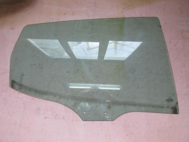 Стекло заднее правое MERCEDES-BENZ A-класс W168 рестайлинг (2001 - 2004) — Разборка Мерседес
