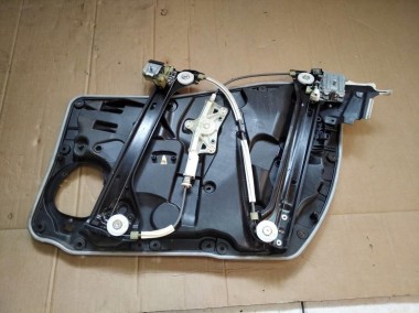 Стеклоподъемник передний левый MERCEDES-BENZ CLA-класс C117/X117 (2013 - 2016) — Разборка Мерседес