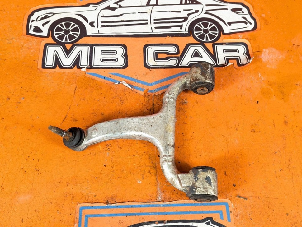 Рычаг передний верхний MERCEDES-BENZ M-класс W163 (1997 - 2001) фото 1 &mdash; Разборка Мерседес