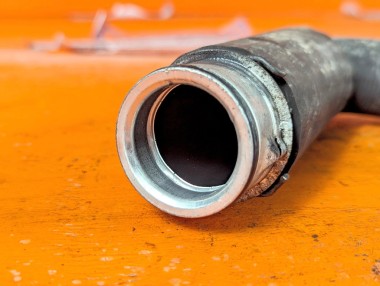 Патрубок радиатора MERCEDES-BENZ C-класс W203/S203/CL203 рестайлинг (2004 - 2008) &mdash; Разборка Мерседес