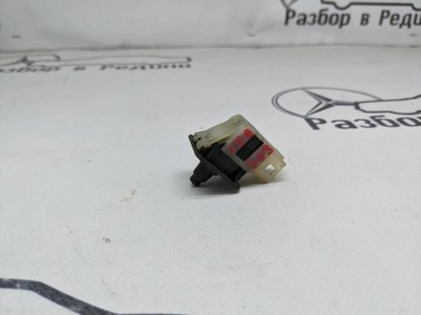 Концевик двери MERCEDES-BENZ A-класс W168 (1997 - 2001) — Разборка Мерседес