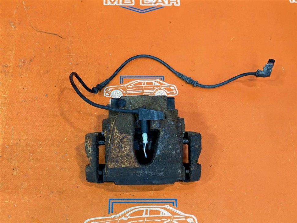 Суппорт передний правый MERCEDES-BENZ CLK-класс C208/A208 рестайлинг (1999 - 2003) фото 1 — Разборка Мерседес