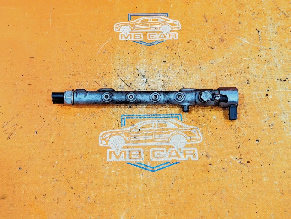 Рампа топливная MERCEDES-BENZ C-класс W204/S204 (2006 - 2011) фото 1 — Разборка Мерседес