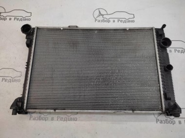 Радиатор MERCEDES-BENZ C-класс W204/S204 (2006 - 2011) — Разборка Мерседес
