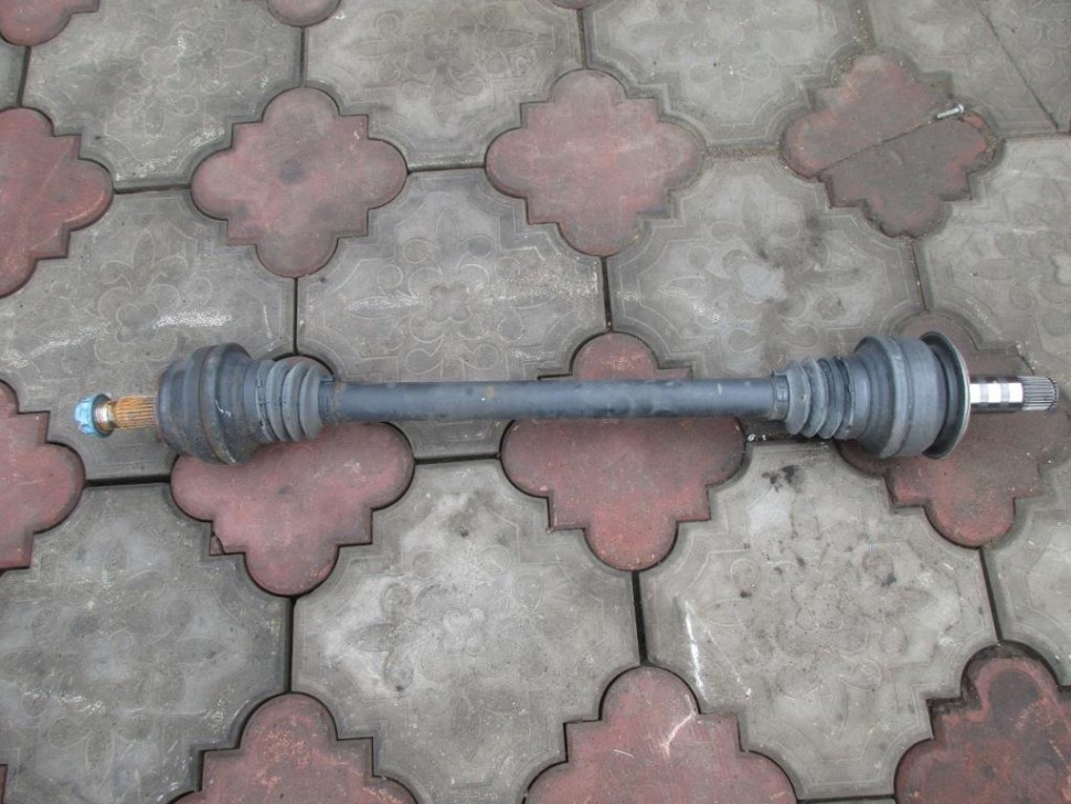 Привод задний MERCEDES-BENZ C-класс W205/S205/C205/A205 (2014 - 2018) фото 1 — Разборка Мерседес