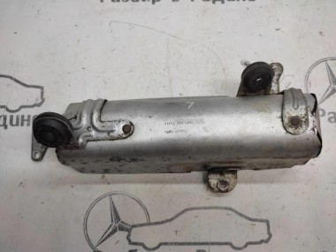 Кронштейн корпуса воздушного фильтра MERCEDES-BENZ M-класс W164 (2005 - 2008) — Разборка Мерседес