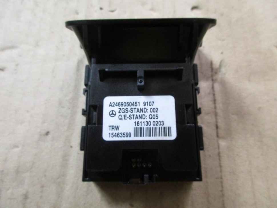 Кнопка ручника MERCEDES-BENZ CLA-класс C117/X117 рестайлинг (2016 - 2019) фото 1 — Разборка Мерседес