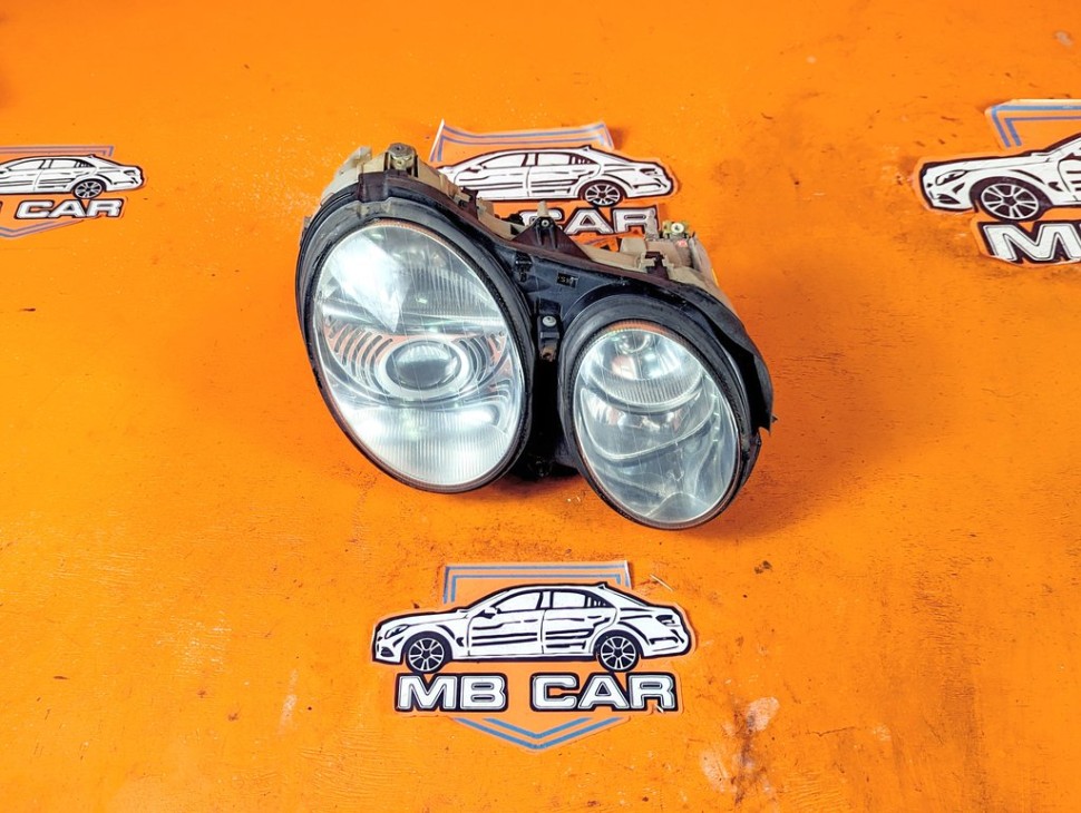 Фара правая MERCEDES-BENZ CL-класс C215 рестайлинг (2002 - 2006) фото 1 &mdash; Разборка Мерседес