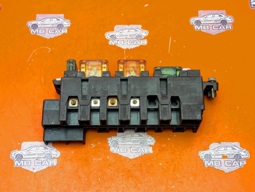 Блок предохранителей MERCEDES-BENZ S-класс W140 (1991 - 1998) фото 1 — Разборка Мерседес