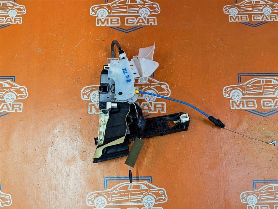 Замок двери передней правой MERCEDES-BENZ E-класс W212/S212/C207/A207 (2009 - 2013) фото 1 — Разборка Мерседес