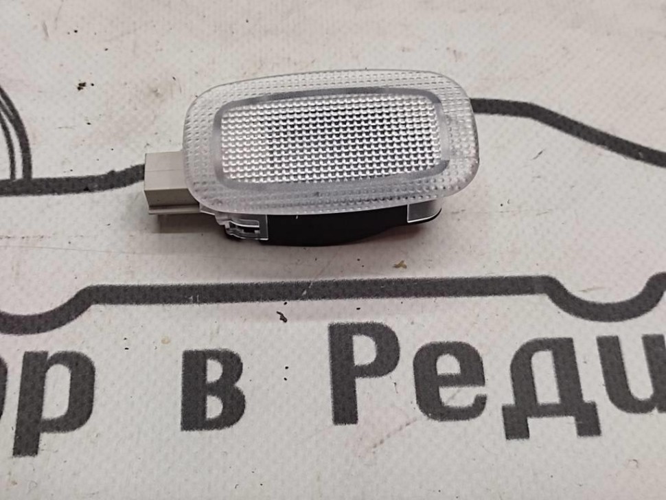 Плафон подсветки MERCEDES-BENZ M-класс W166 (2011 - 2015) фото 1 — Разборка Мерседес