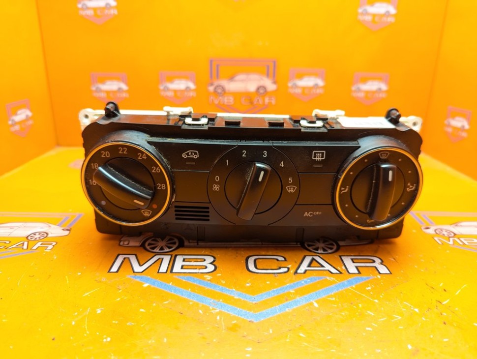 Панель управления климатом MERCEDES-BENZ A-класс W169 (2004 - 2008) A 150 1.5 CVT (95 л.с.) фото 1 &mdash; Разборка Мерседес