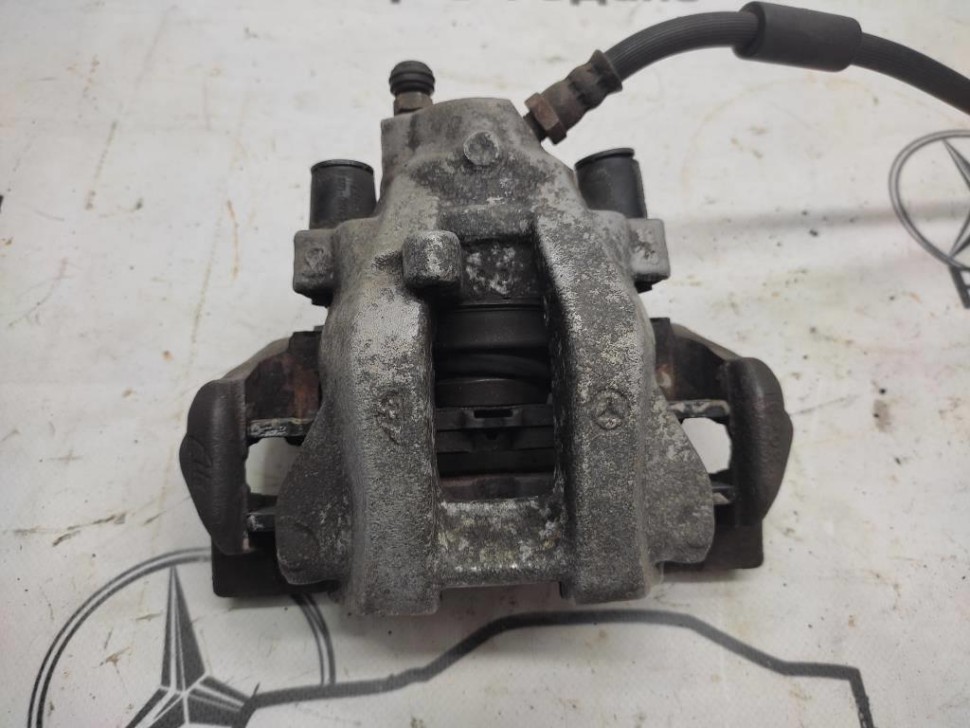 Суппорт задний левый MERCEDES-BENZ CLS-класс C218/X218 (2010 - 2014) фото 1 — Разборка Мерседес