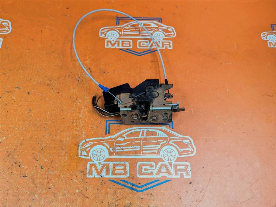 Замок двери передней правой MERCEDES-BENZ Sprinter W901-905 (1995 - 2006) фото 1 — Разборка Мерседес