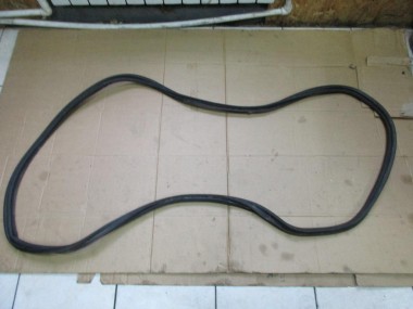 Уплотнитель крышки багажника MERCEDES-BENZ R-класс W251 (2005 - 2007) — Разборка Мерседес