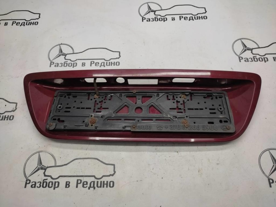 Накладка крышки багажника MERCEDES-BENZ C-class w203 фото 1 — Разборка Мерседес