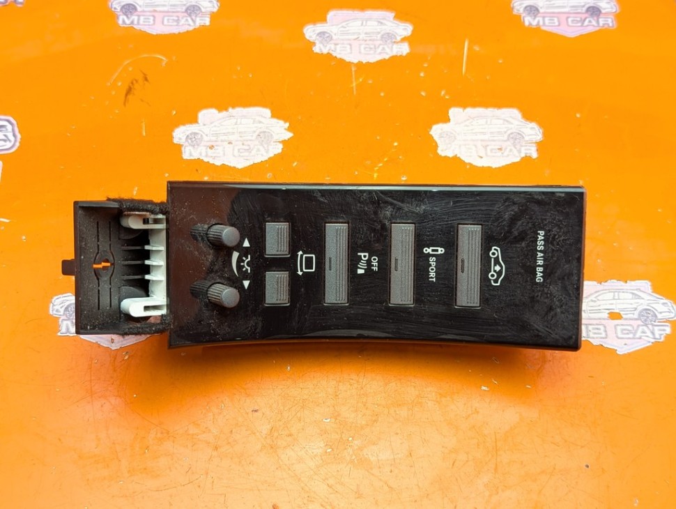 Блок кнопок MERCEDES-BENZ S-класс W221 рестайлинг (2009 - 2013) фото 1 &mdash; Разборка Мерседес