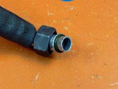 Трубка кондиционера MERCEDES-BENZ S-класс W140 (1991 - 1998) — Разборка Мерседес