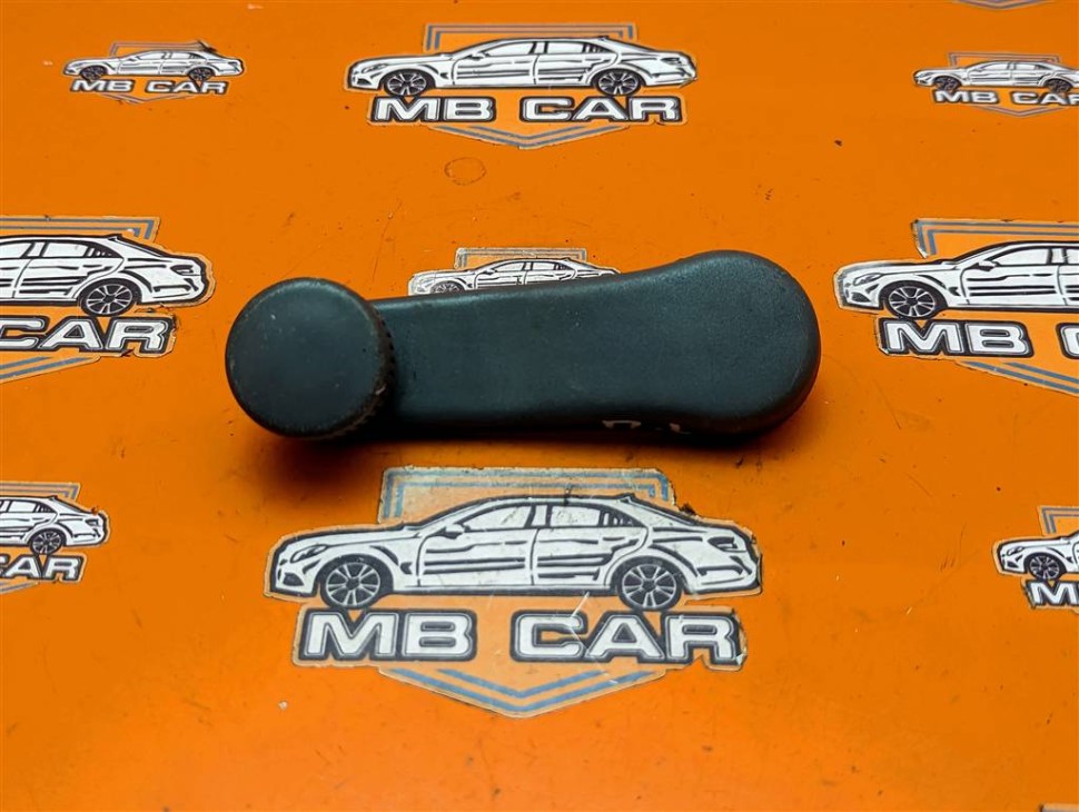 Ручка стеклоподьемника MERCEDES-BENZ Sprinter W901-905 (1995 - 2006) фото 1 — Разборка Мерседес