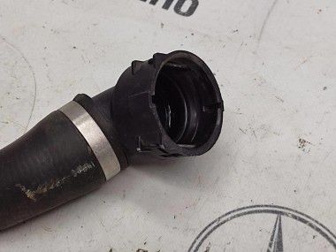 Патрубок радиатора MERCEDES-BENZ GLC-класс X253 (2015 - 2019) — Разборка Мерседес