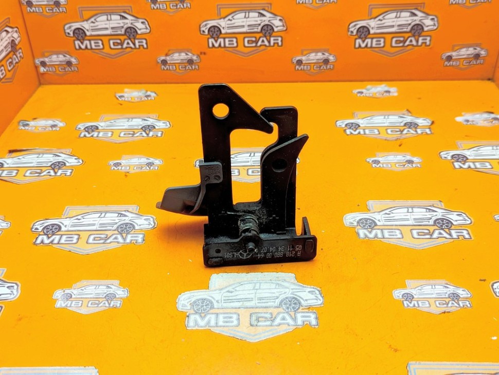 Замок капота MERCEDES-BENZ C-класс W205/S205/C205/A205 (2014 - 2018) фото 1 — Разборка Мерседес