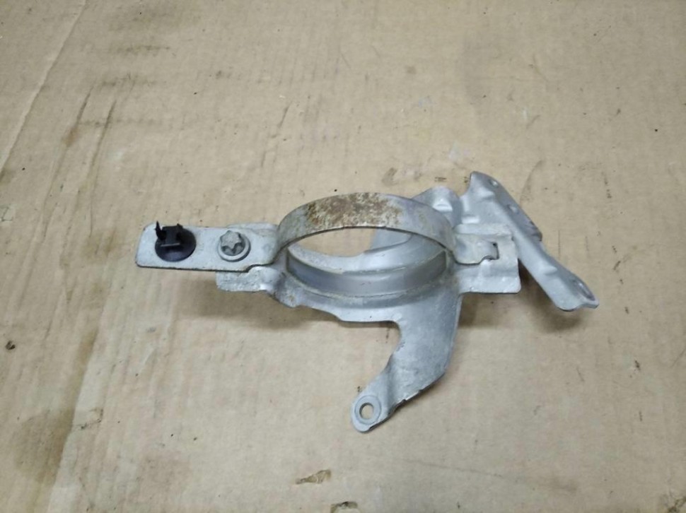 Кронштейн MERCEDES-BENZ B-класс W246 рестайлинг (2014 - 2018) фото 1 — Разборка Мерседес