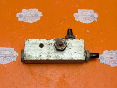 Распределитель гидроподвески MERCEDES-BENZ CL-класс C215 (1999 - 2002) &mdash; Разборка Мерседес