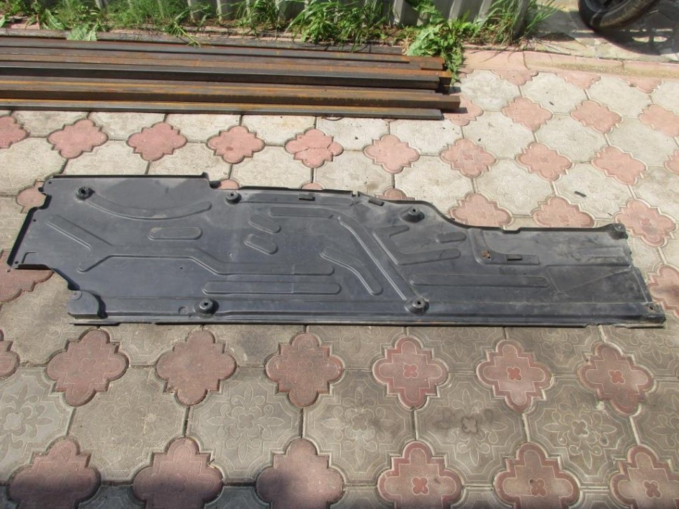 Защита днища MERCEDES-BENZ C-класс W203/S203/CL203 (2000 - 2004) фото 1 — Разборка Мерседес