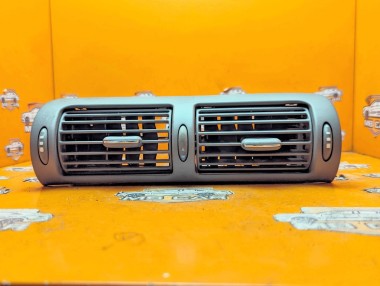 Воздуховод центральный MERCEDES-BENZ C-класс W203/S203/CL203 (2000 - 2004) &mdash; Разборка Мерседес