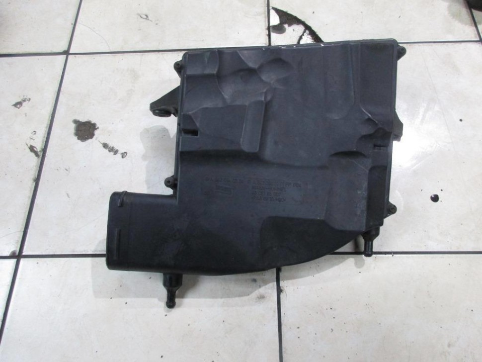 Корпус воздушного фильтра MERCEDES-BENZ E-класс W211/S211 (2002 - 2006) фото 1 — Разборка Мерседес
