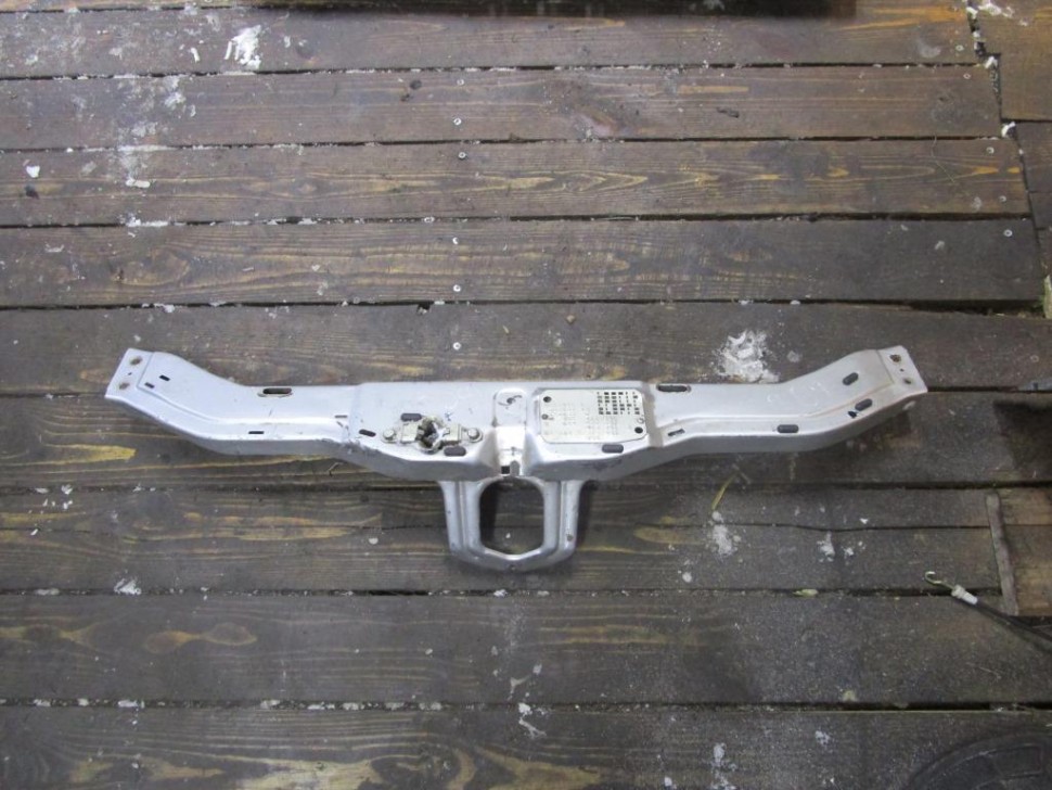 Панель телевизора верхняя MERCEDES-BENZ C-класс W202/S202 (1993 - 1997) фото 1 — Разборка Мерседес