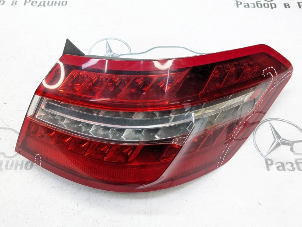 Фонарь задний правый MERCEDES-BENZ E-класс W212/S212/C207/A207 (2009 - 2013) фото 1 — Разборка Мерседес