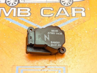 Сервоприводы печки MERCEDES-BENZ S-класс W220 рестайлинг (2002 - 2005) S 320 CDI 3.2 AT (204 л.с.) &mdash; Разборка Мерседес