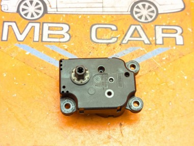 Сервоприводы печки MERCEDES-BENZ S-класс W220 рестайлинг (2002 - 2005) S 320 CDI 3.2 AT (204 л.с.) &mdash; Разборка Мерседес