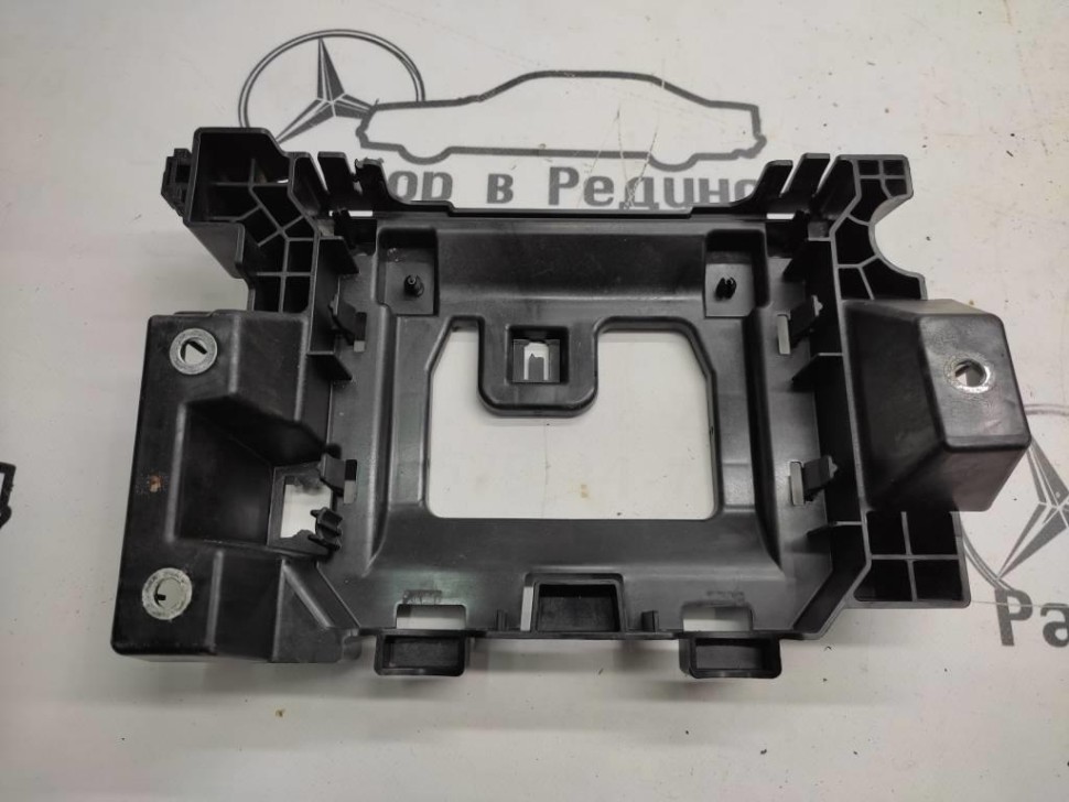 Кронштейн крепления ЭБУ MERCEDES-BENZ Sprinter W906 (2006 - 2019) фото 1 — Разборка Мерседес