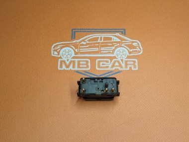 Кнопка стеклоподъемников MERCEDES-BENZ W124 W124/S124/C124/A124 (1984 - 1993) — Разборка Мерседес