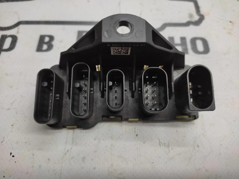 Распределитель питания MERCEDES-BENZ S-класс W222/C217/A217 рестайлинг (2017 - 2020) фото 1 — Разборка Мерседес