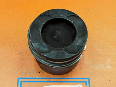 Поршень дизель MERCEDES-BENZ E-класс W212/S212/C207/A207 (2009 - 2013) — Разборка Мерседес