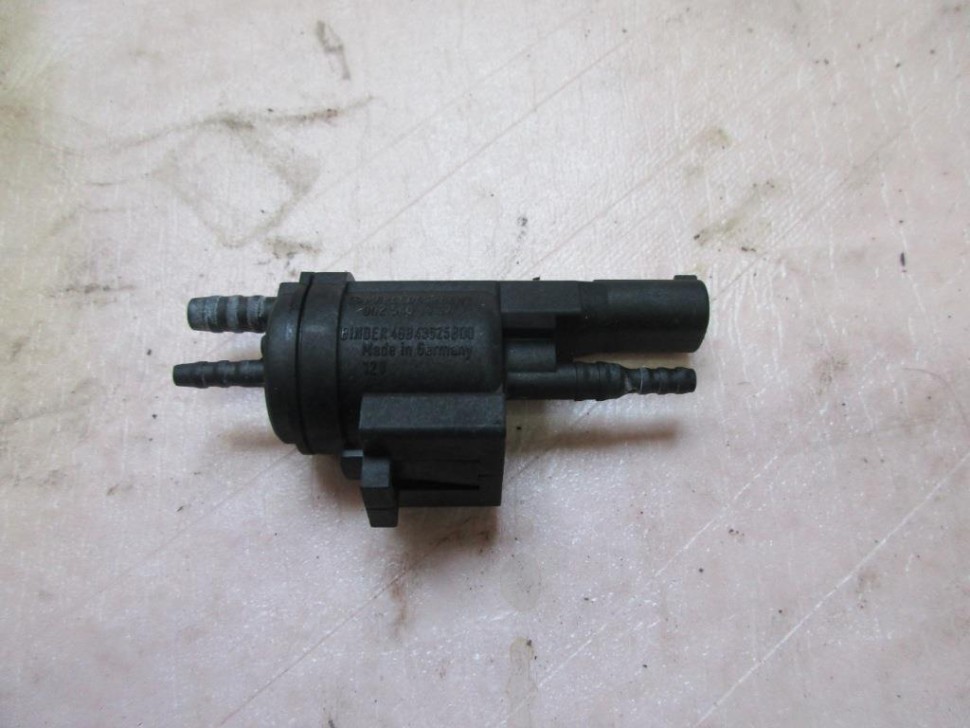 Клапан электромагнитный MERCEDES-BENZ C-класс W203/S203/CL203 рестайлинг (2004 - 2008) фото 1 — Разборка Мерседес