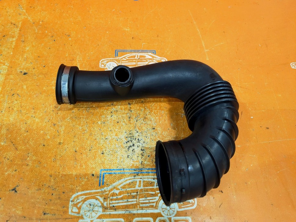 Патрубок турбины MERCEDES-BENZ E-класс W211/S211 (2002 - 2006) фото 1 — Разборка Мерседес