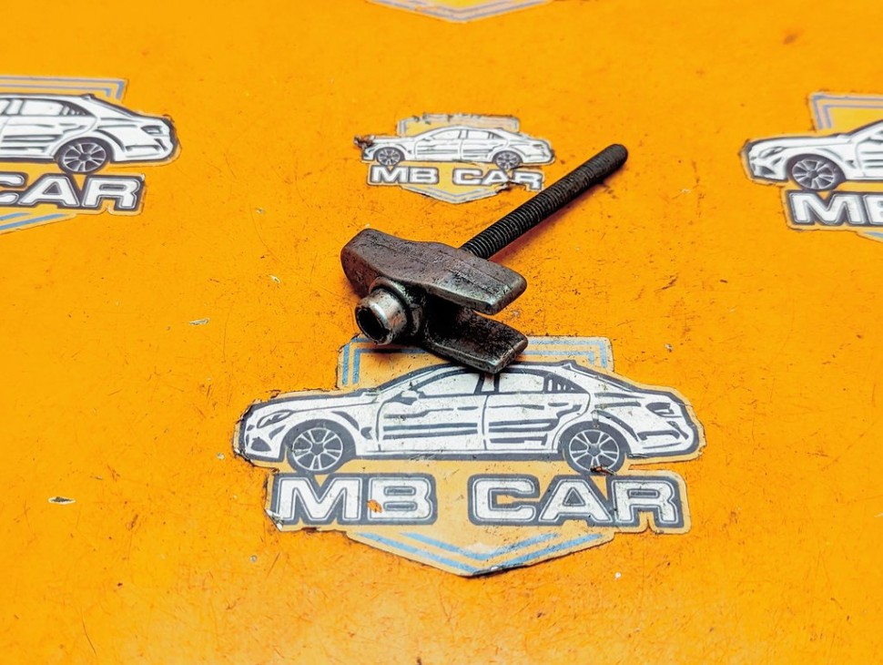 Кронштейн крепления форсунок MERCEDES-BENZ M-класс W163 рестайлинг (2001 - 2005) фото 1 &mdash; Разборка Мерседес